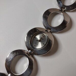 6.75 Inch Silver Tone Round Link Analog Watch